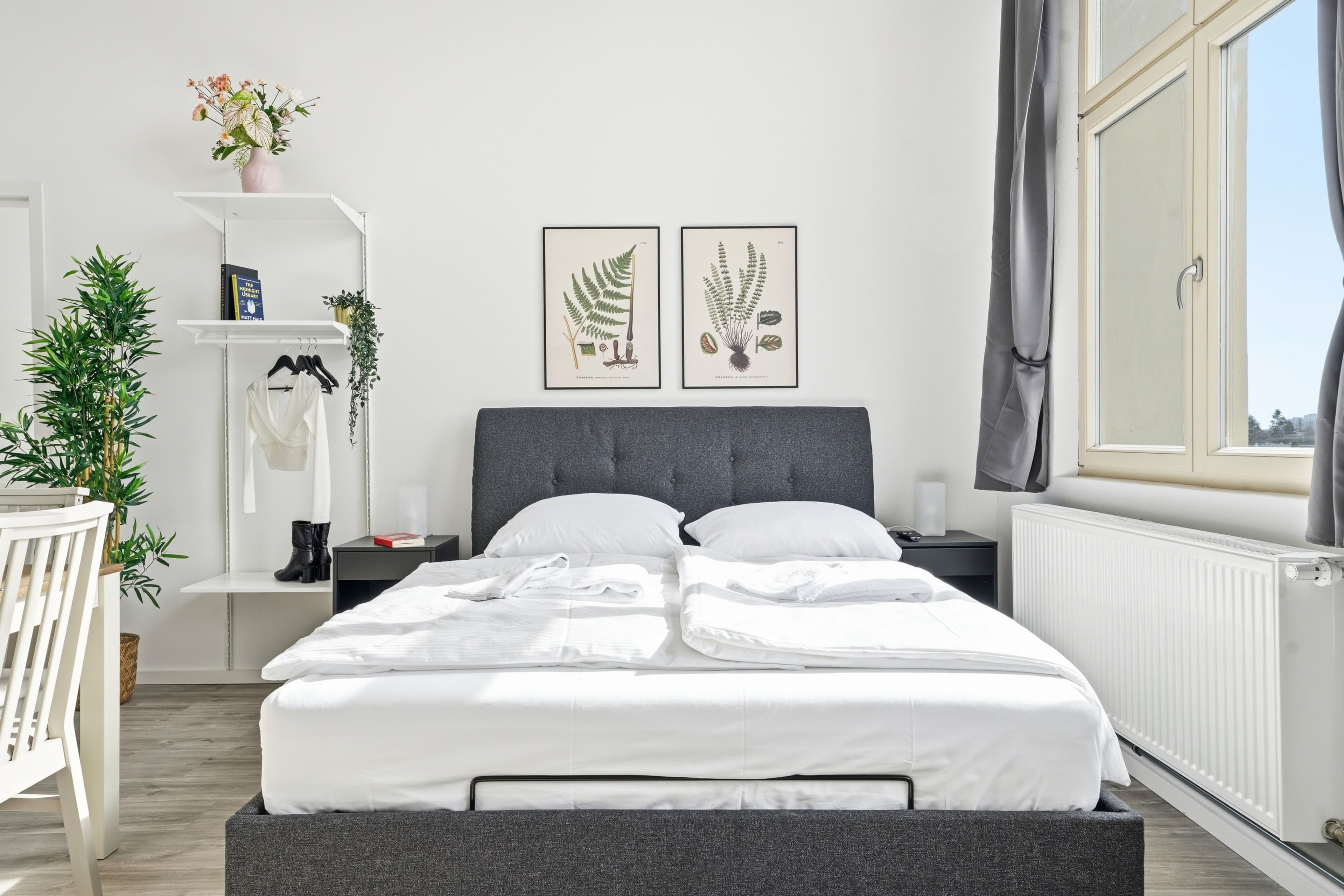 Large Loft – Room for up to 7 Guests - 11