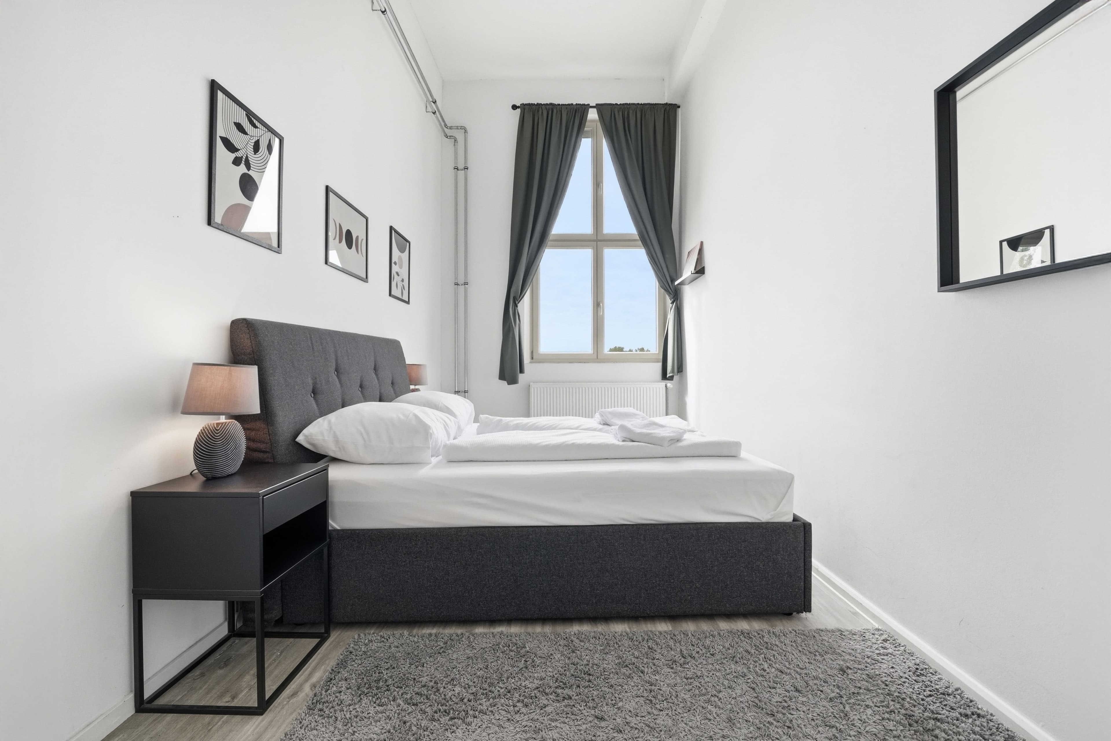 2 Room Loft – Compact & Central - 6