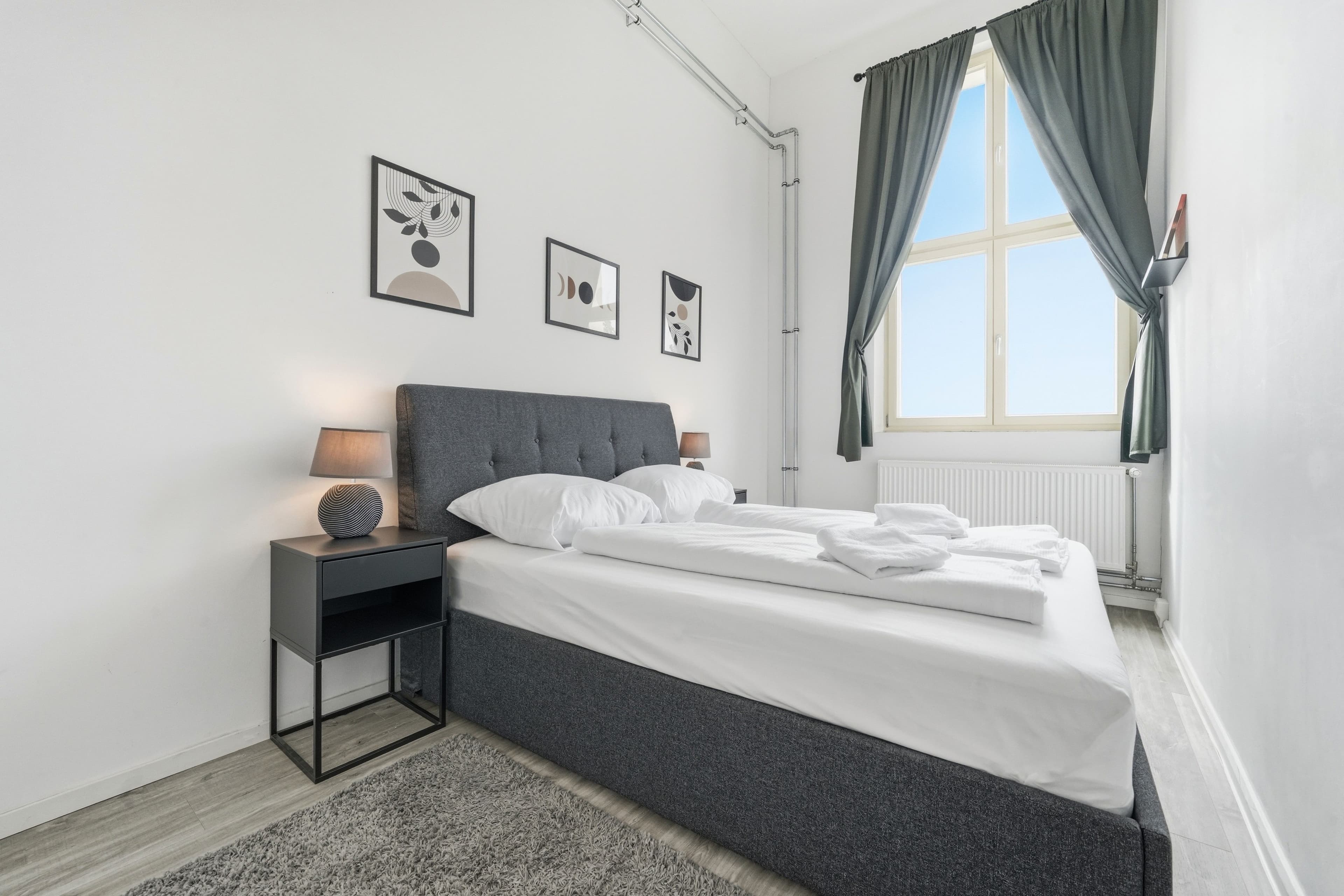 2 Room Loft – Compact & Central - 7