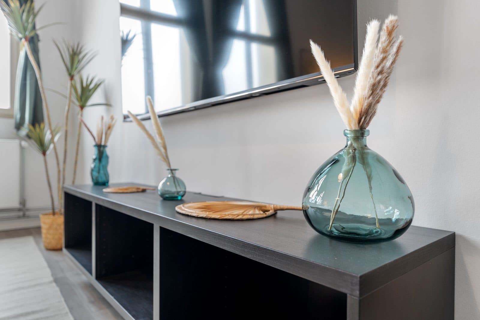 2 Room Loft – Compact & Central - 11