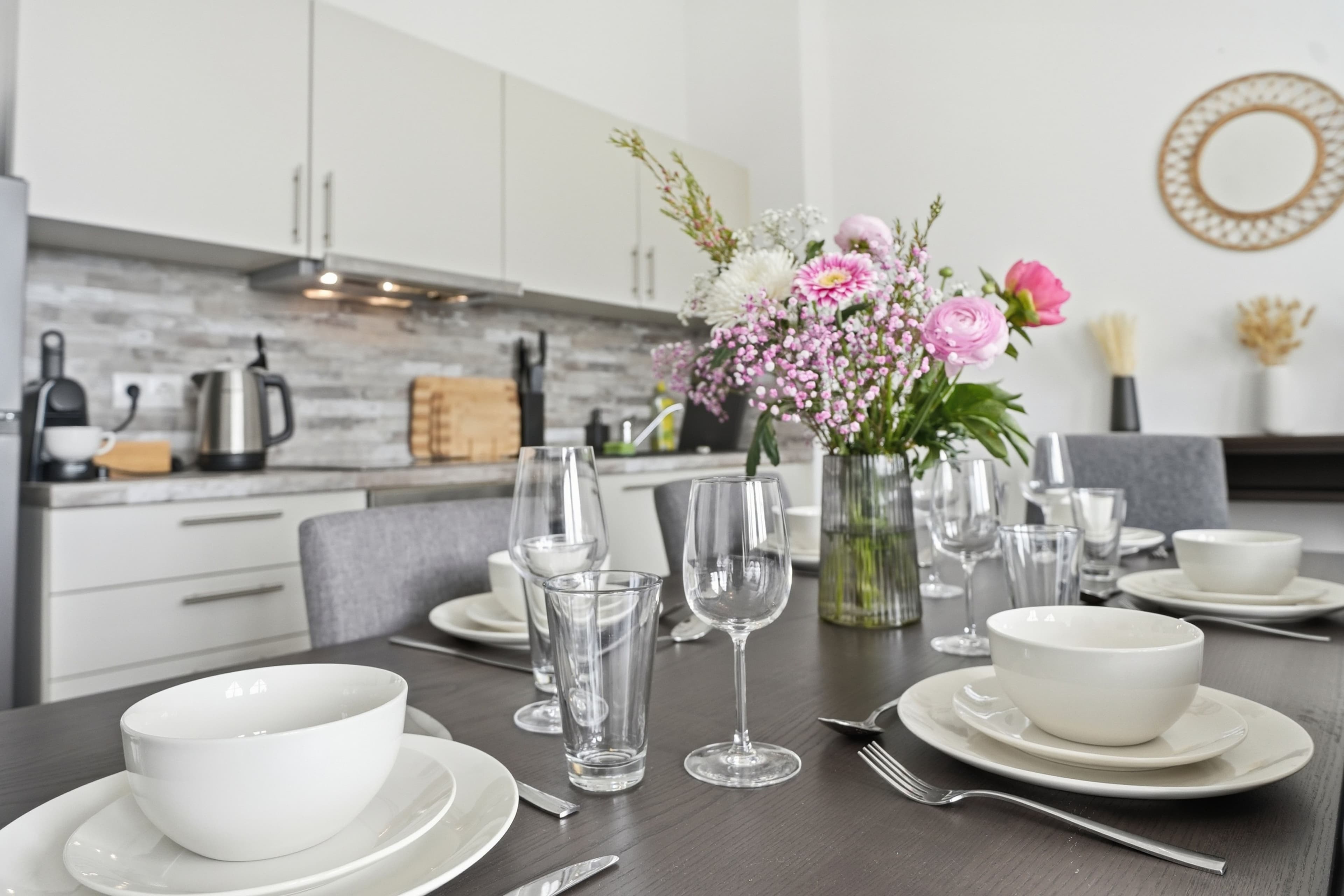 2 Room Loft – Compact & Central - 11