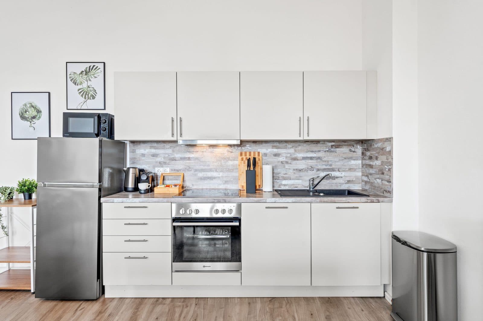 2 Room Loft – Compact & Central - 17