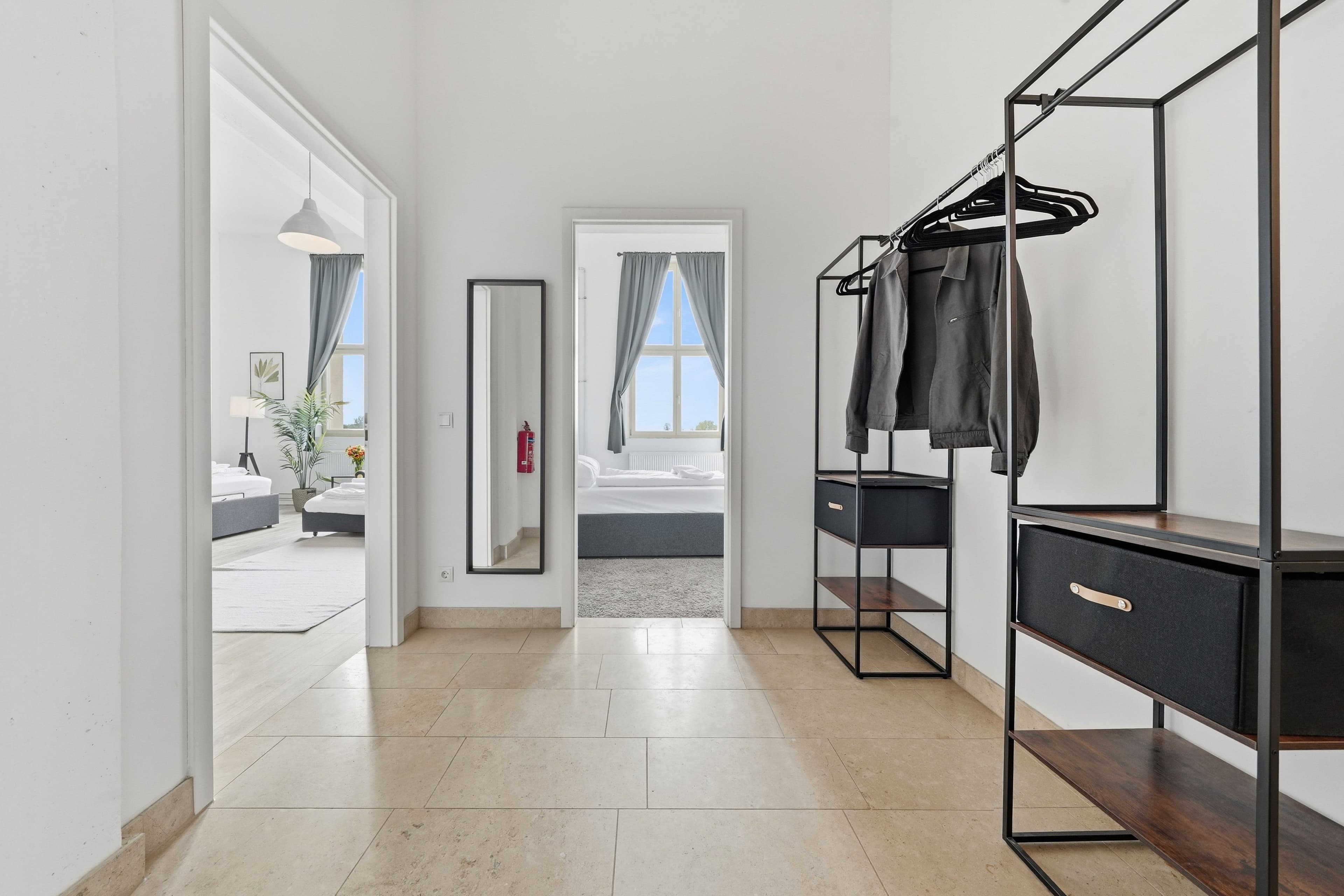 2 Room Loft – Compact & Central - 18