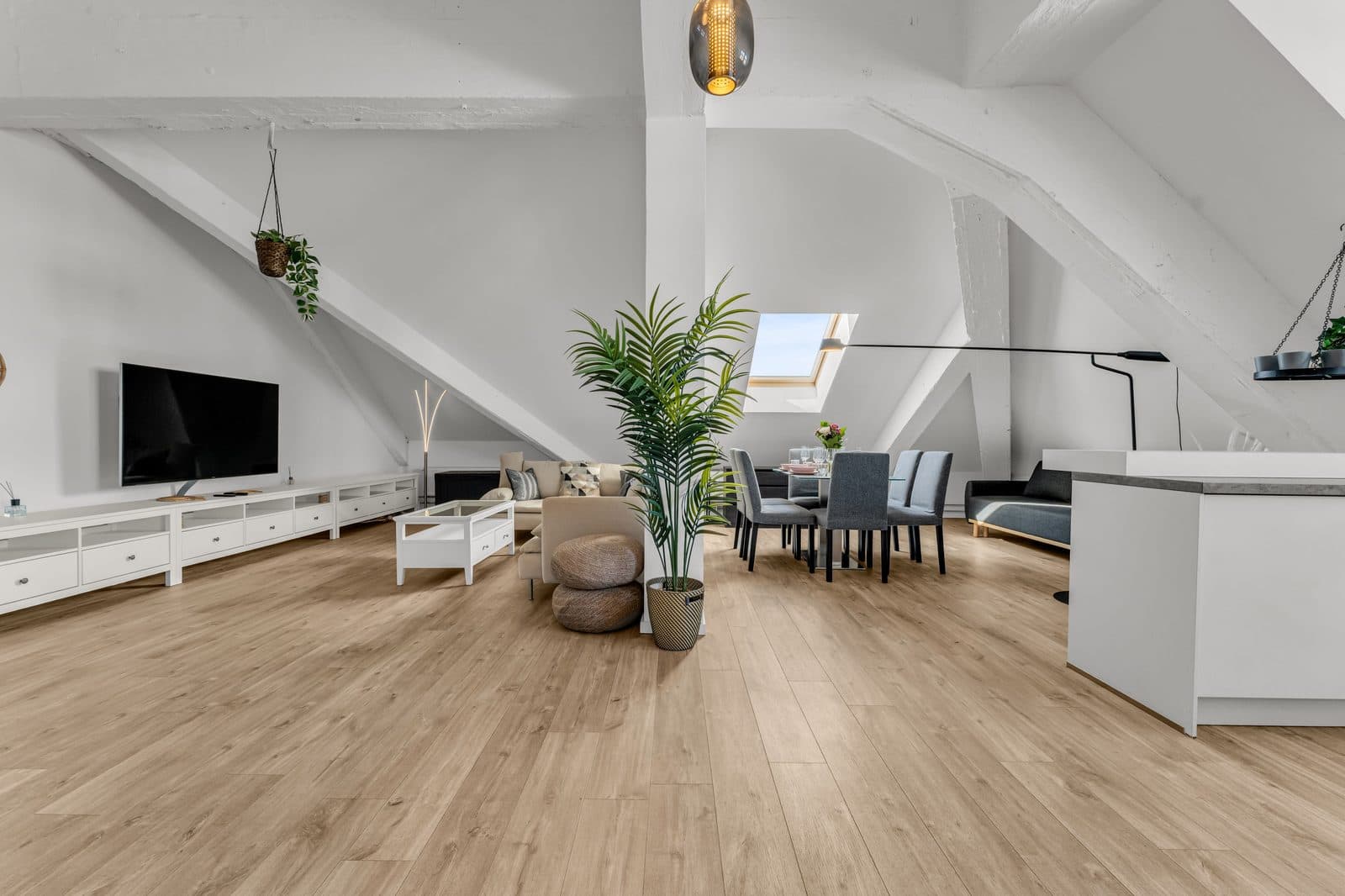 3 Zimmer Loft – mit Blick über die Stadt - 49