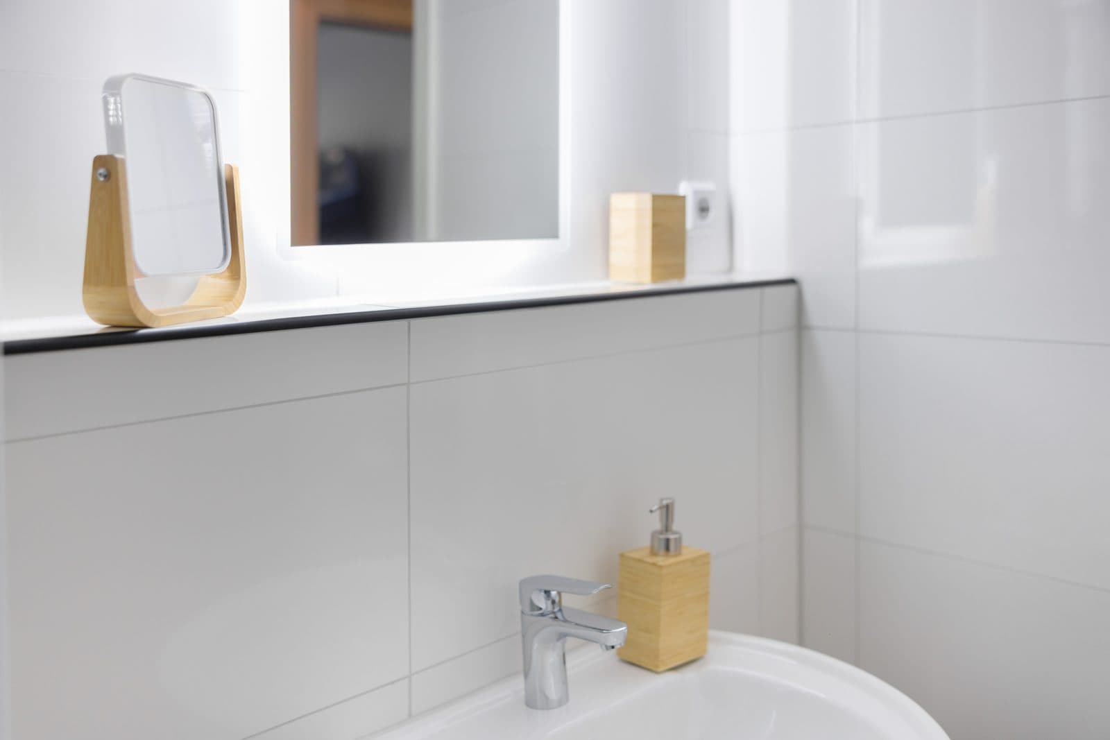 Design Studio – Voll möbliert mit Parkplatz - 8