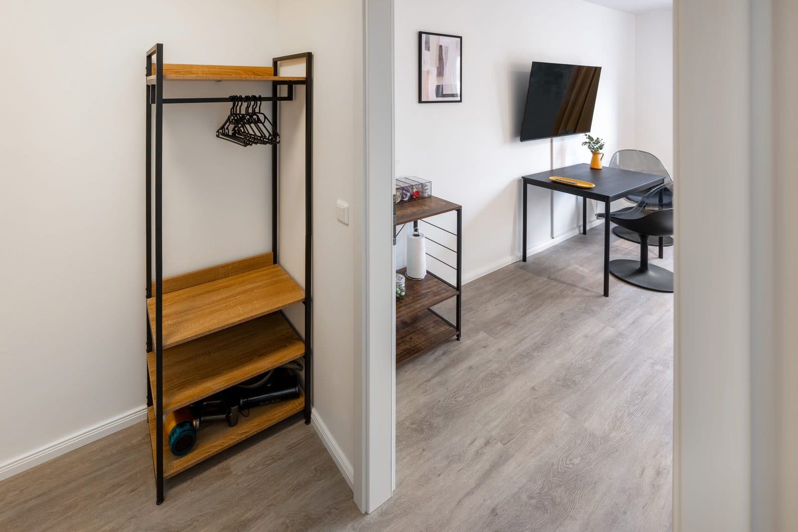 Design Studio – Voll möbliert mit Parkplatz - 13