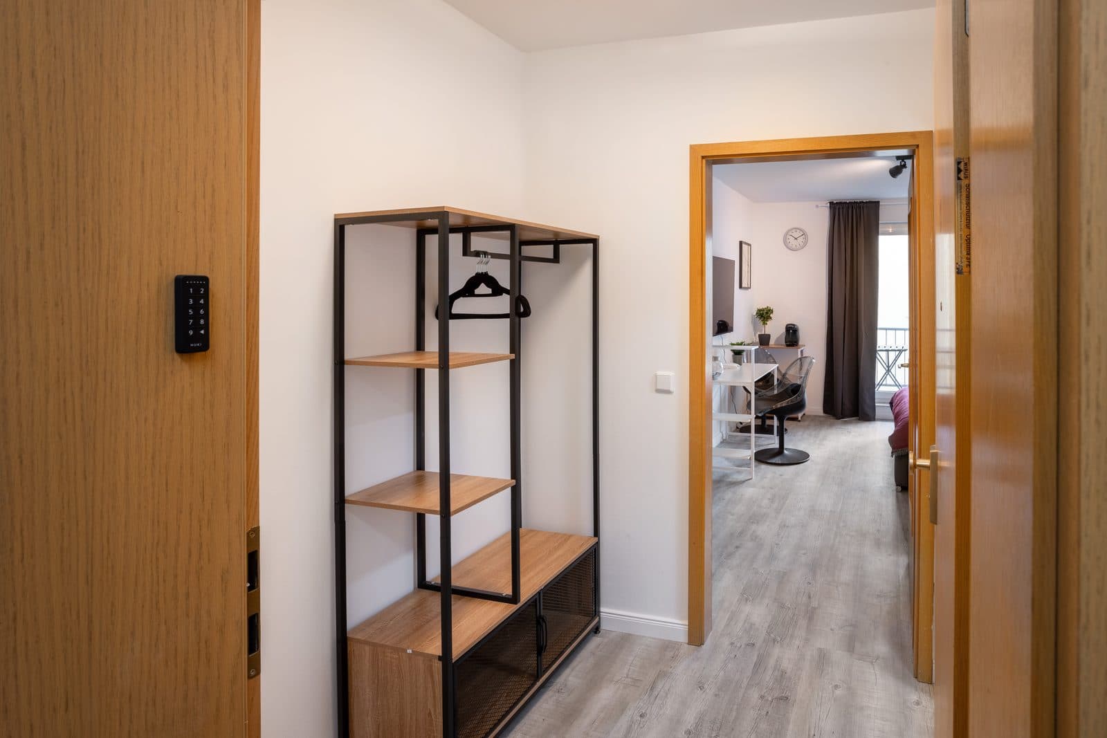 Design Studio – مفروشة بالكامل مع موقف سيارات - 8