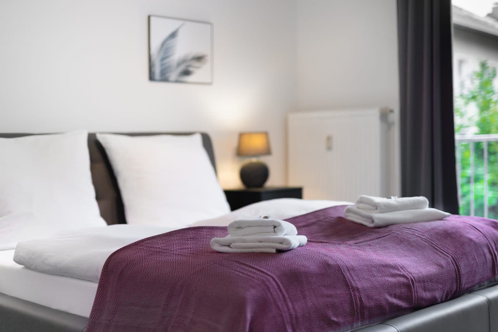 Design Studio – Fully Furnished with Parking - 11