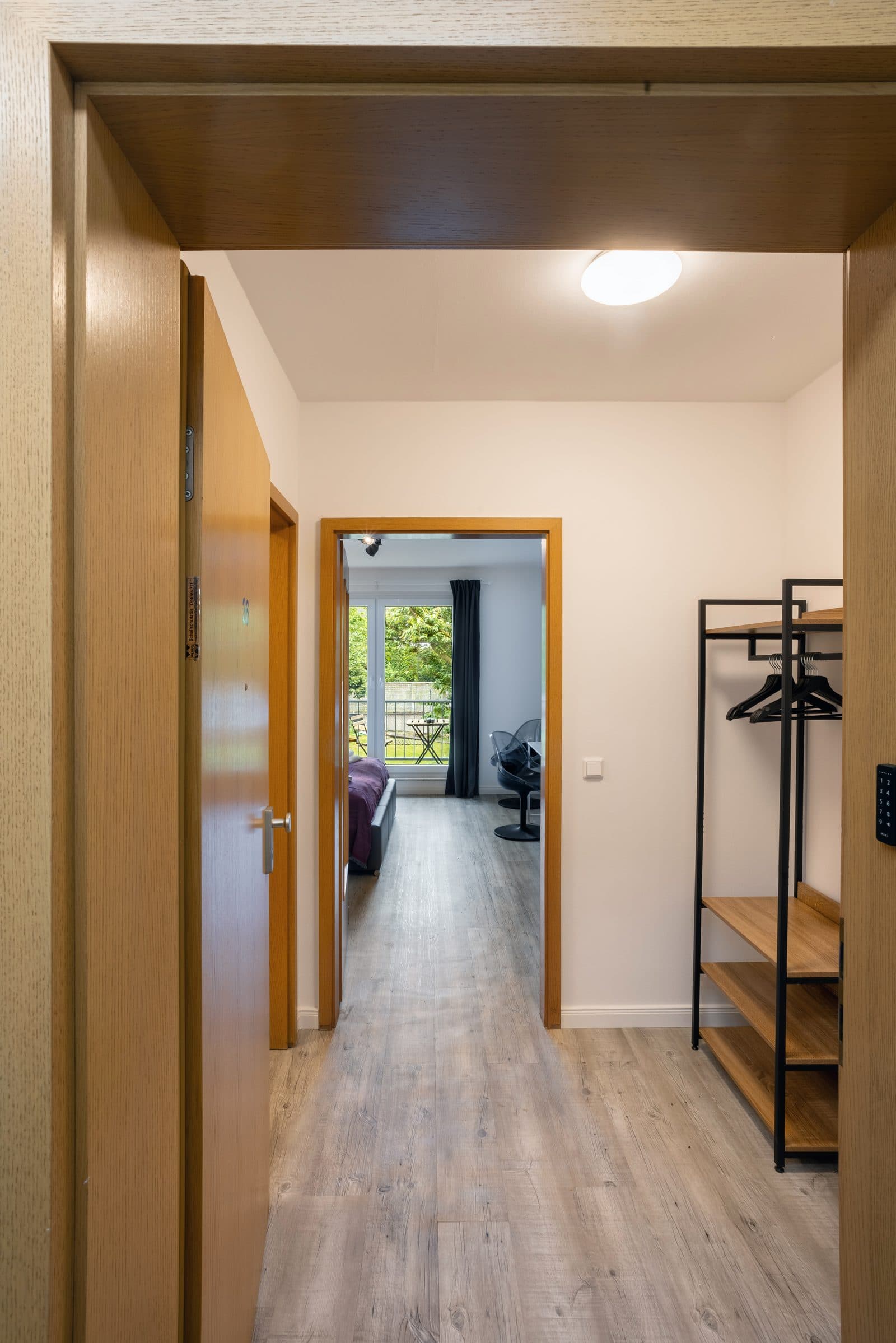 Design Studio – Voll möbliert mit Parkplatz - 15