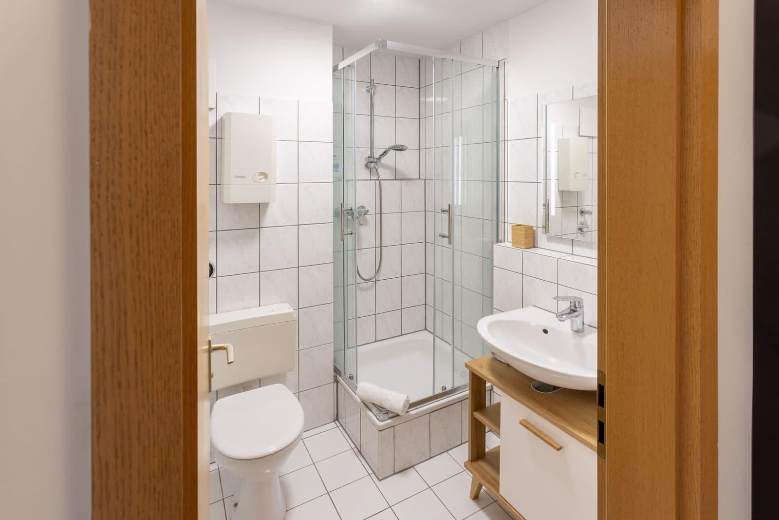 Design Studio – Voll möbliert mit Parkplatz - 13