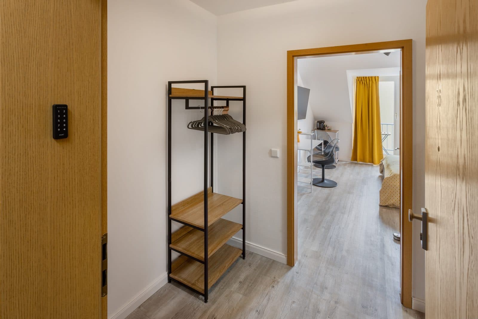 Design Studio – Voll möbliert mit Parkplatz - 17